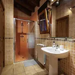 Con Jacuzzi Y Chimenea, Rio Sella Apartment *