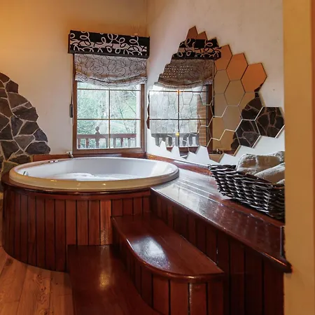 Con Jacuzzi Y Chimenea, Rio Sella * Canisquezo