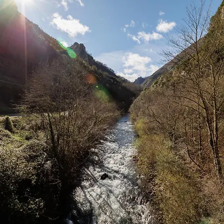 Con Jacuzzi Y Chimenea, Rio Sella Apartment Canisquezo